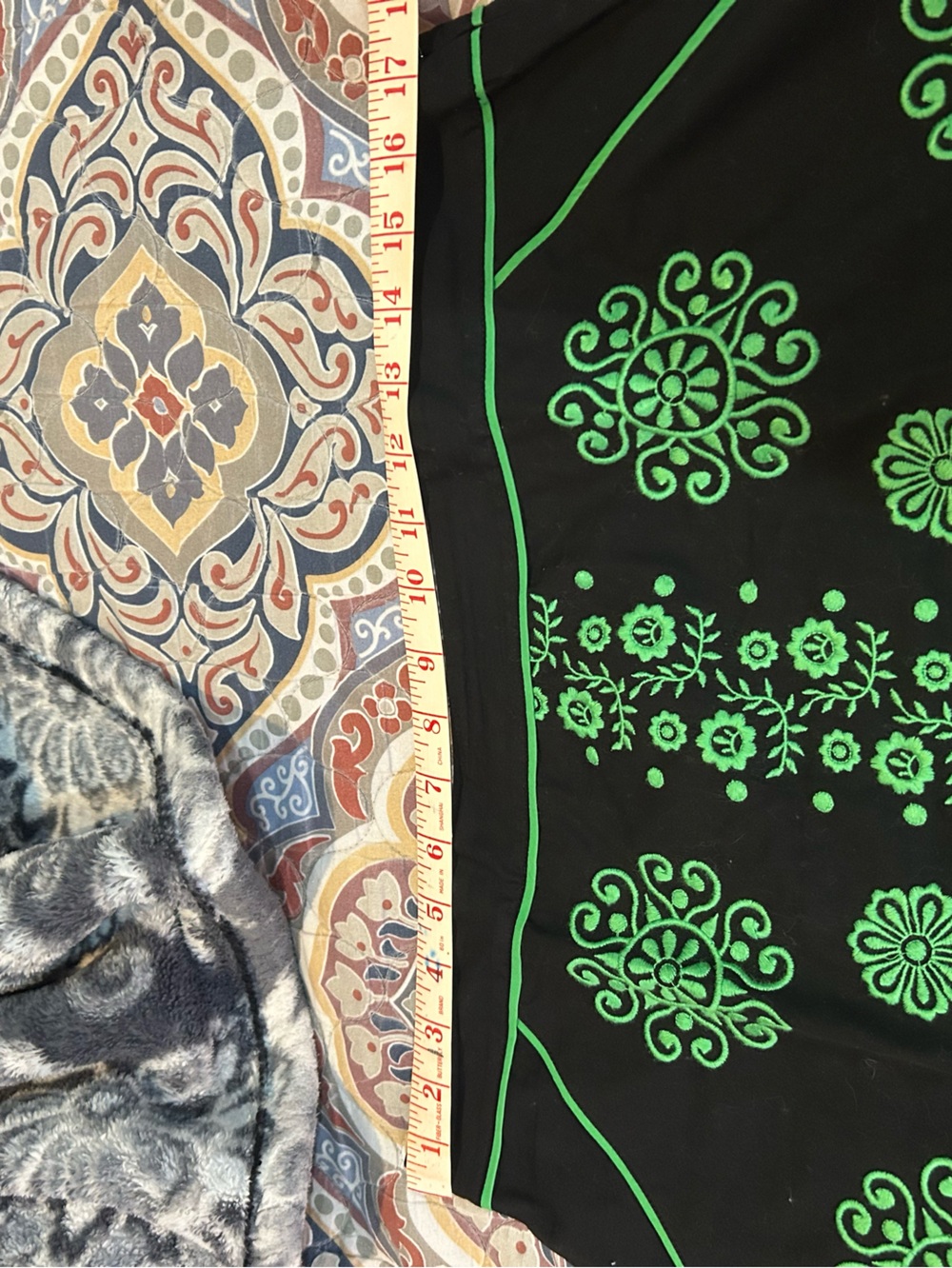 Skirt - Picture 4 of 5